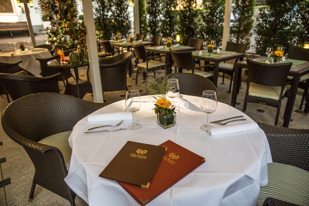Landhotel Restaurant Zur Krone Gottenheim Exterior foto
